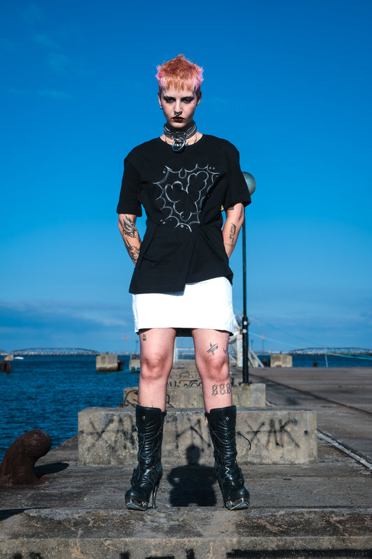 Embroidered spiked T-shirt